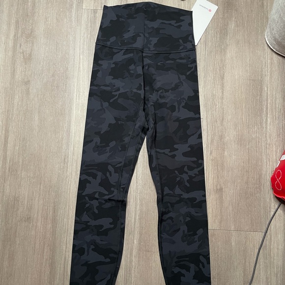 Align Pant II *25" Camo Multi Grey - Picture 2 of 6